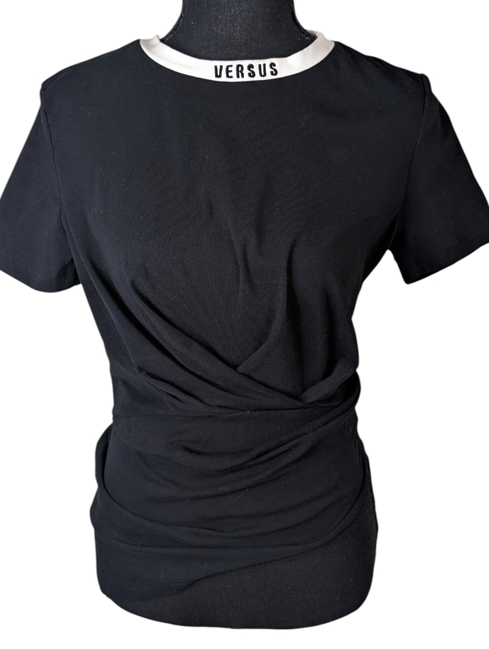 Versace Black Short-Sleeve Twist-Waist Tee with White Logo Collar Size M